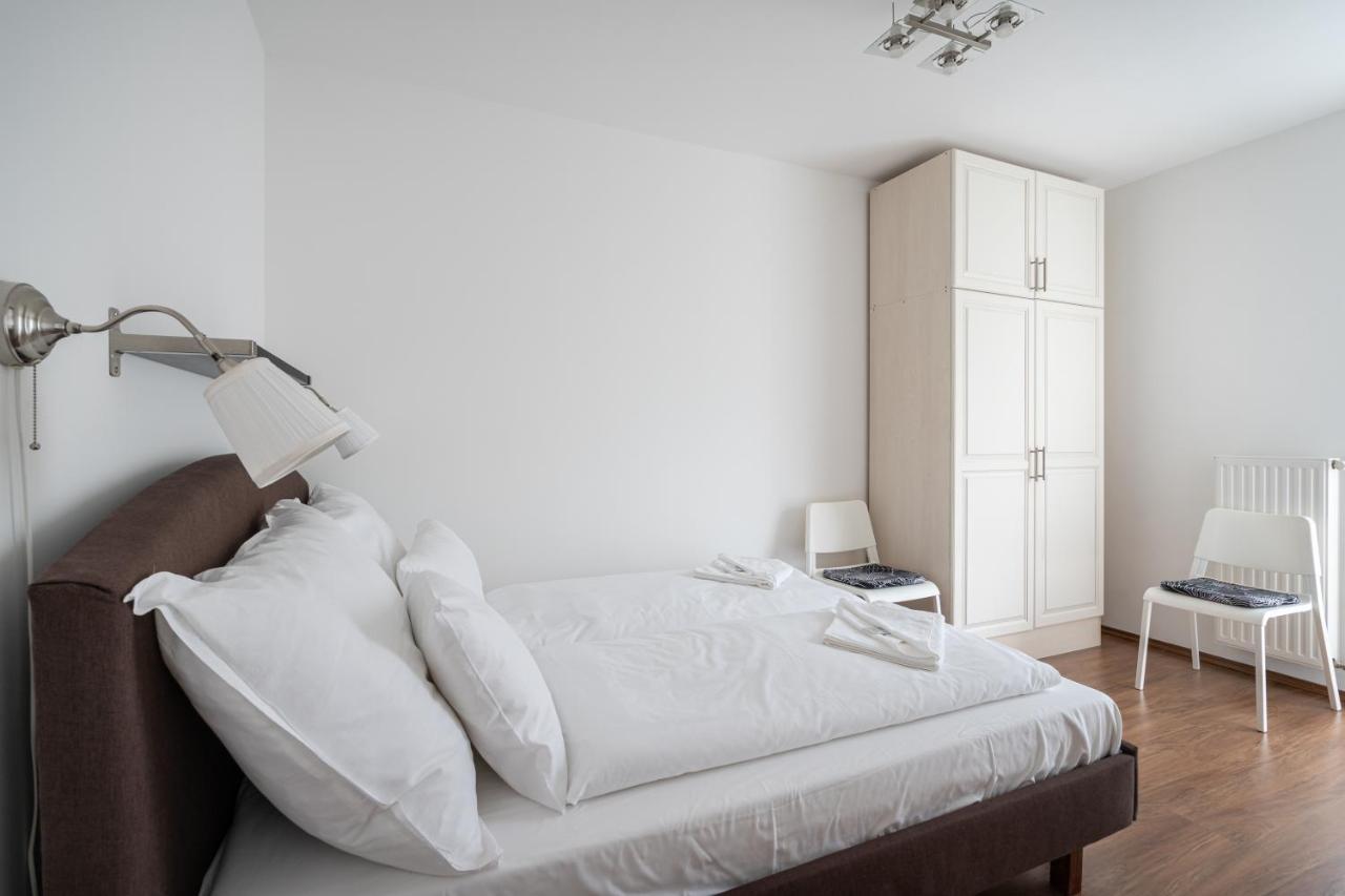 White Cascade Realty Apartment Budapest Bagian luar foto